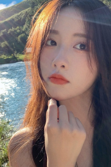 日本兒媳婦照顧老頭的電影叫什么