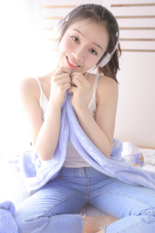 穿越獸世五個獸夫輪番寵小說