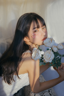 日本毛片爽看免費視頻