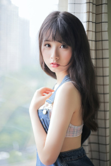 亞洲伊人久久大香線蕉綜合圖片