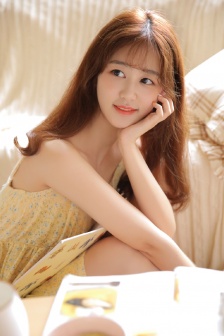 《艷婦蕩乳》在線觀看