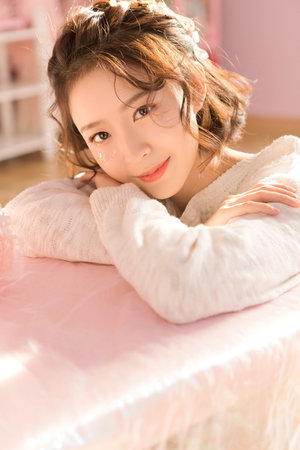 丈夫出差妻子住表哥家電視劇