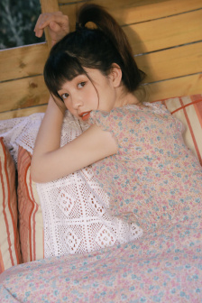 法國滿天星《勤務秘書》