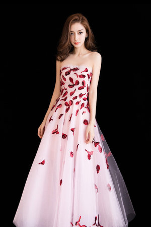 香蕉絲瓜草莓榴蓮茄子綠巨人視頻免費