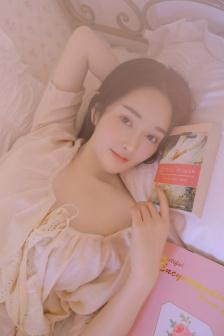 與上司出軌的嬌妻在線中字