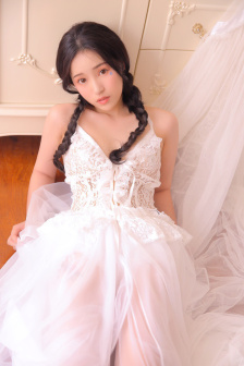 少女騎木驢崩潰大哭小說在線閱讀