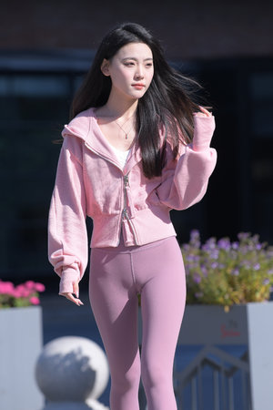 國產偷人妻精品一區