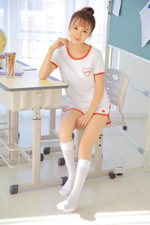 被C上癮(H)與鄰居宋輕輕韓