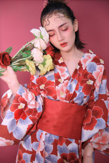 軍婚吃奶H巨肉1V1