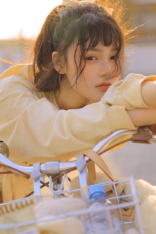 老公不在妻子被義父欺負