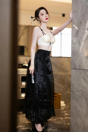 清冷少年的嚴厲管教