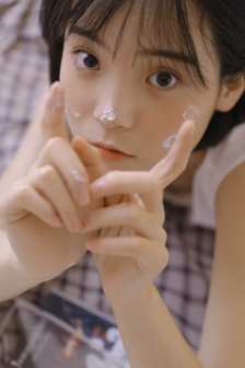 AI人臉替換忘憂草