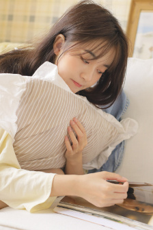 女人高潮時把奶頭的都吸出來了