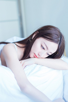 性亂倫XXXX亂大交女