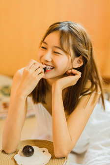 青草國內精品自在拍精選