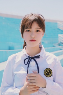 美女裸體中內射視頻啊