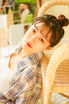 六間房已滿十八歲免費觀看電視劇的