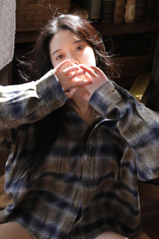 尼姑的陰脣和腓骨