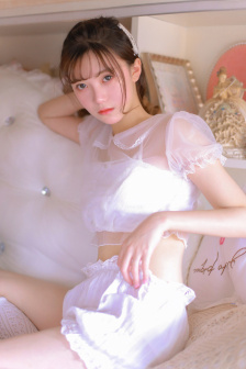 《辦公室高潮秘書2》