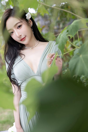 大屁股大乳豐滿人妻HD