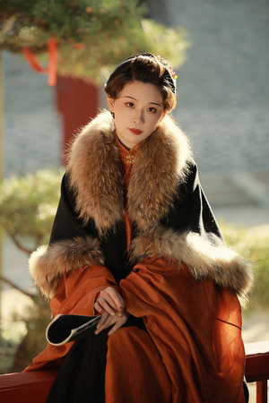 極品嫩模被黑人20厘米小說