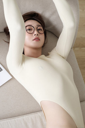 麻花傳劇創MV免費觀看夏晴子