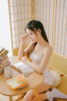 寶貝過來跪下叫爸爸叫什么歌