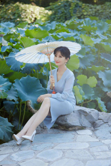 體育生爽擼又大又粗的雞巴漫畫