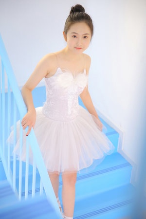 妻子同意多人一起玩下一句