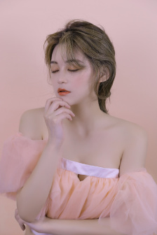 麥當娜大戰6個人現場版視頻播放