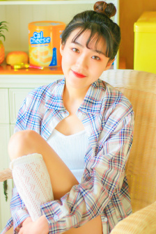 國產亞洲精品久久久久婷婷瑜伽