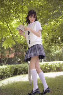 粉嫩美女流白漿視頻