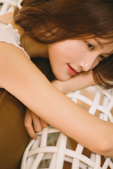 把頭埋在你腿里吸