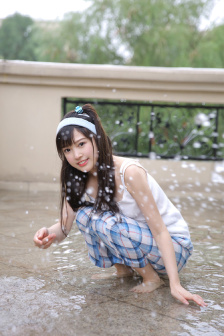 皇上上朝被百官輪流欺負