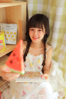 綱手腿法熟練腳法精湛跳舞動作