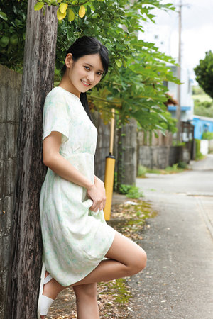 透明奶罩的鄰居三級在線觀看